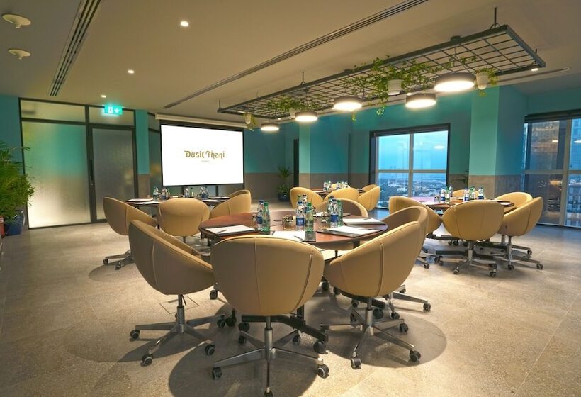 فندق Dusit Thani Dubai