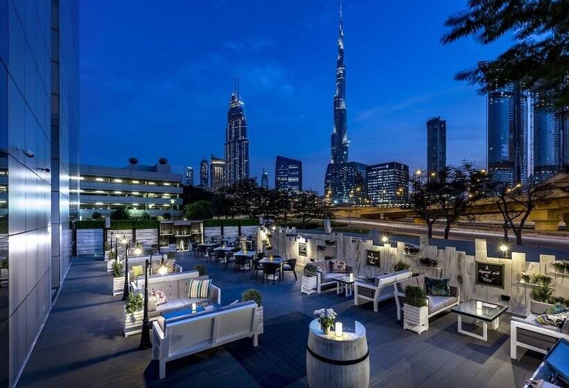 فندق Dusit Thani Dubai