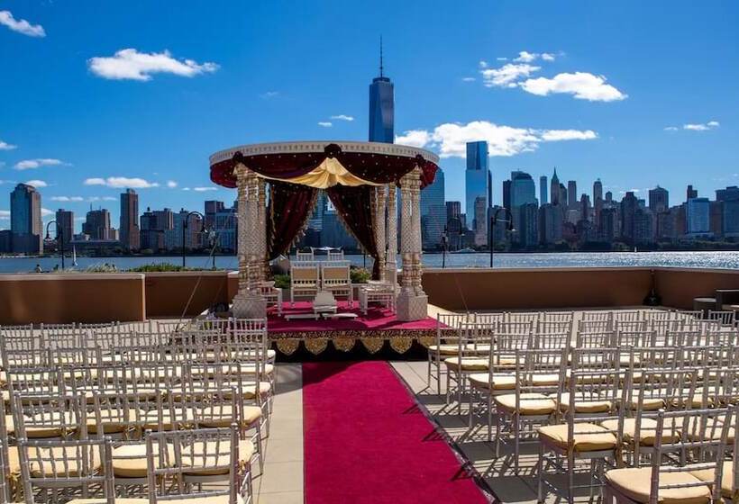 هتل Hyatt Regency Jersey City on the Hudson