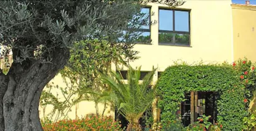 هتل Isola Hôtel