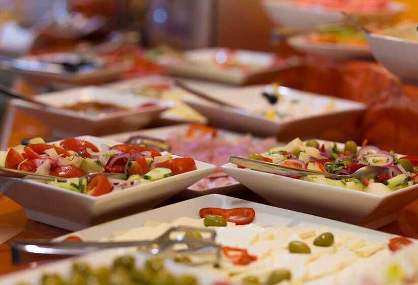 هتل Opera By Zeus International