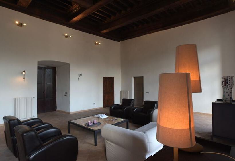 ホテル Palazzo Piccolomini