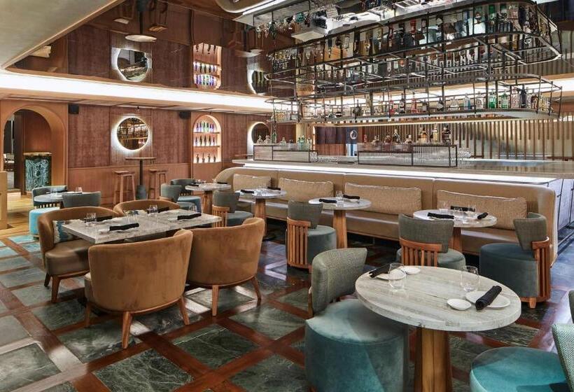 Hotel The Ritz Carlton, Istanbul At The Bosphorus