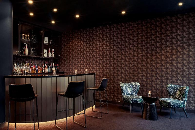 هتل The Westminster London, Curio Collection By Hilton