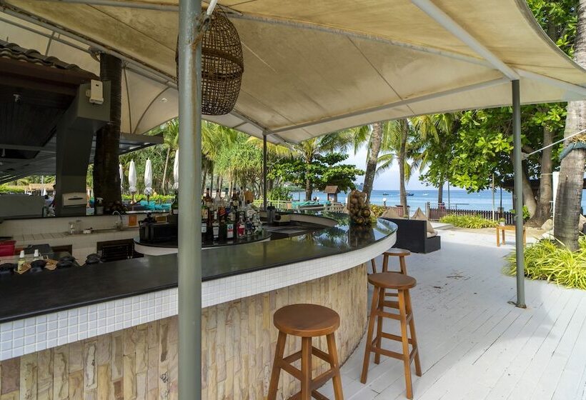 استراحتگاه Sunprime Kamala Beach
