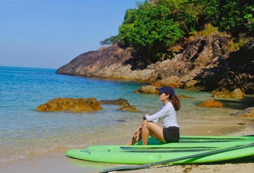 Koh Chang Cliff Beach Resort