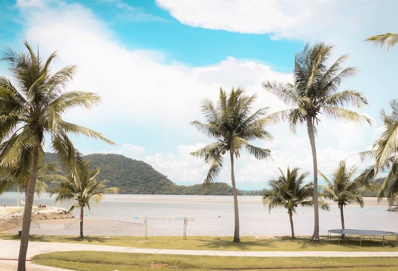 استراحتگاه The Aiyapura Koh Chang