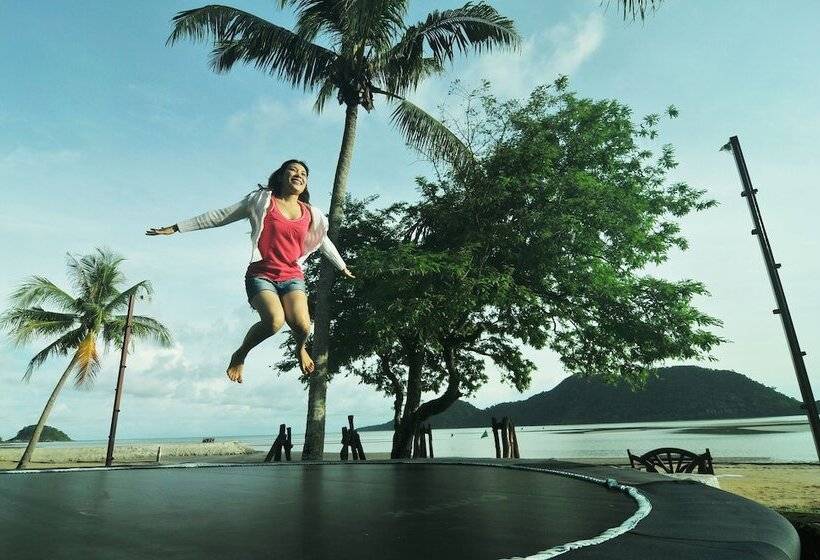 استراحتگاه The Aiyapura Koh Chang