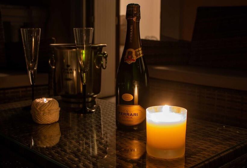 مبيت وإفطار Villa Le Rondini