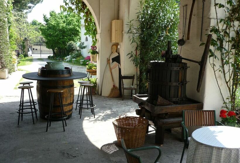 تختخواب و صبحانه Antica Casa Sandri
