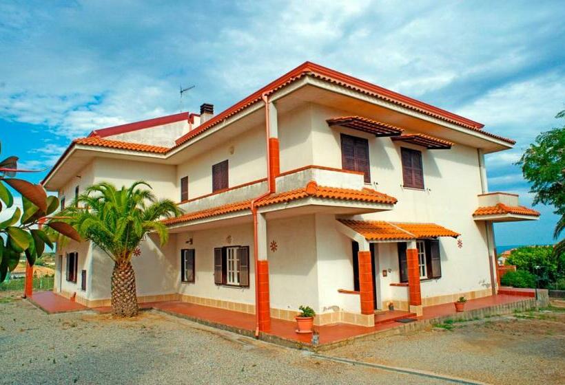 مبيت وإفطار La Casa Di Mirò