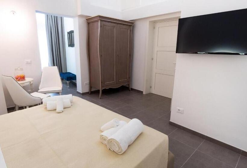 تختخواب و صبحانه Le Stanze Del Duomo