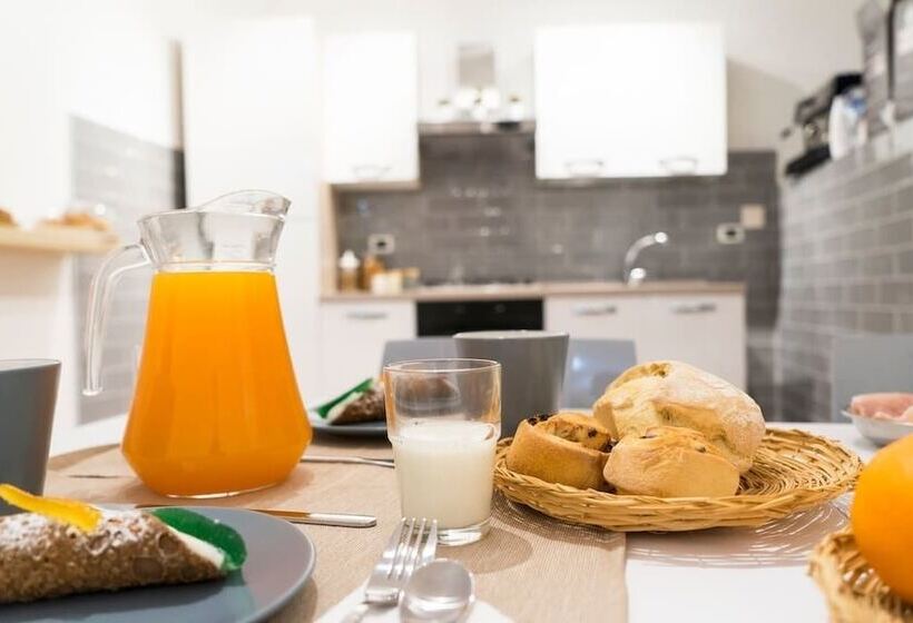 تختخواب و صبحانه Suite Dreams