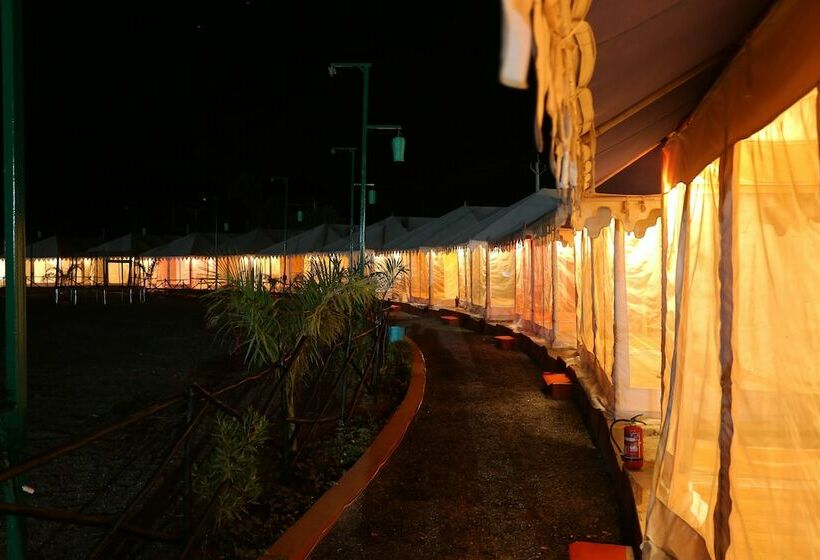 Отель Polo Tent City & Resort