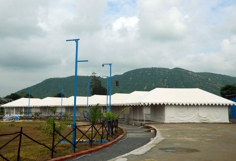 Отель Polo Tent City & Resort