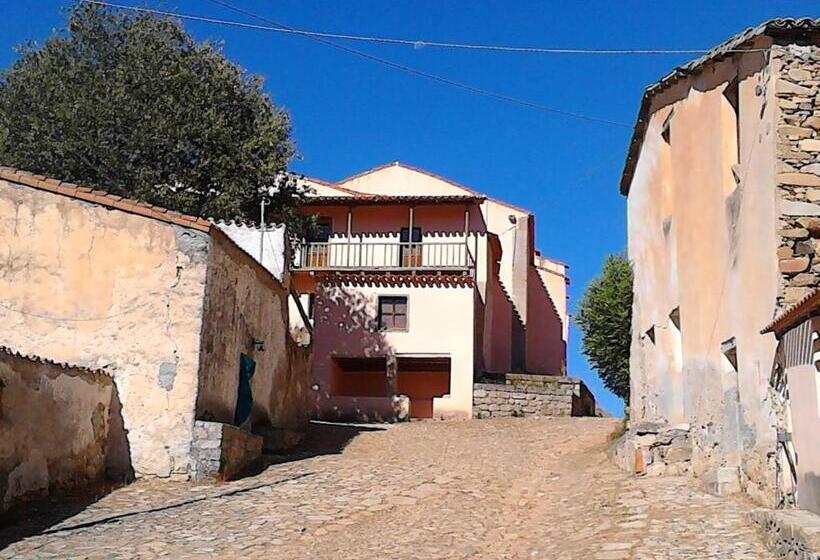 B&b I Menhir
