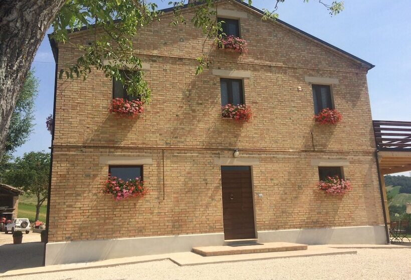 مبيت وإفطار Casa Friano