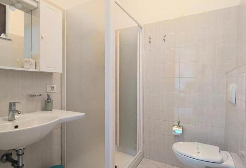 مبيت وإفطار Edera Rooms And Apartment