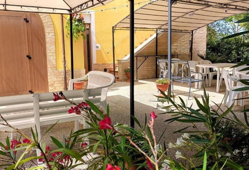 مبيت وإفطار Edera Rooms And Apartment