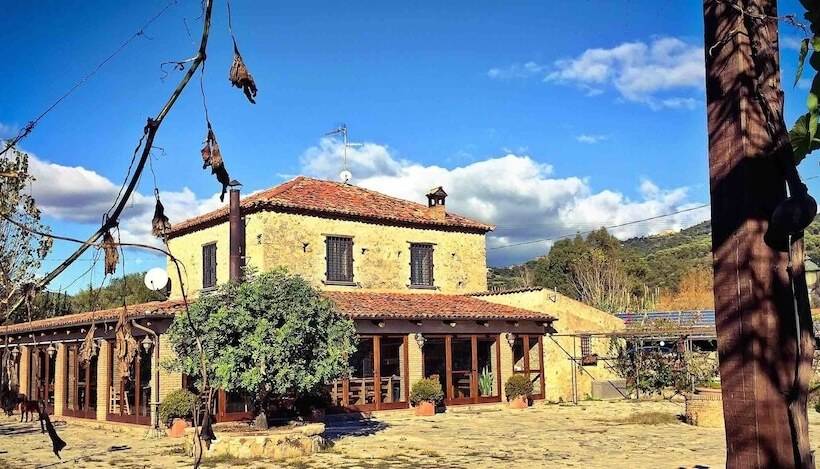 فندق ريفى Agriturismo Isca Delle Donne
