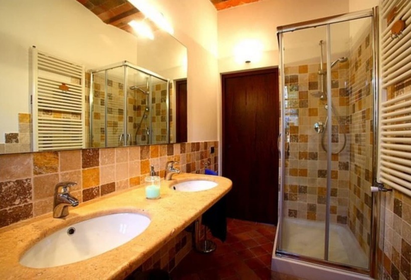 בית מלון כפרי Podere Lucignano Secondo Agriturismo