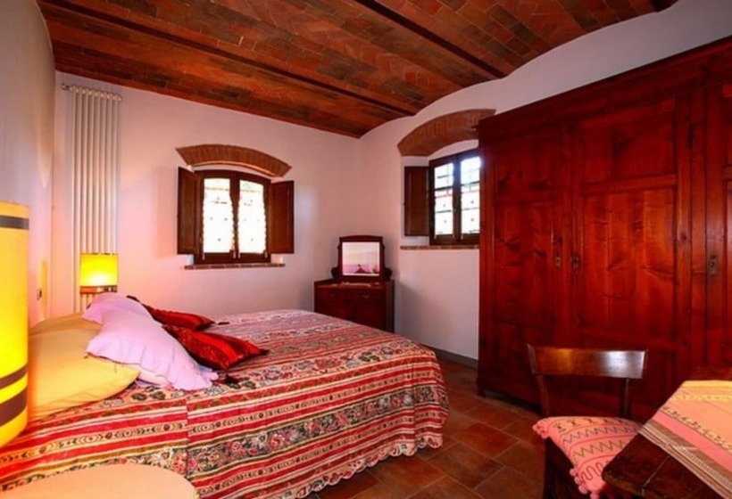 בית מלון כפרי Podere Lucignano Secondo Agriturismo