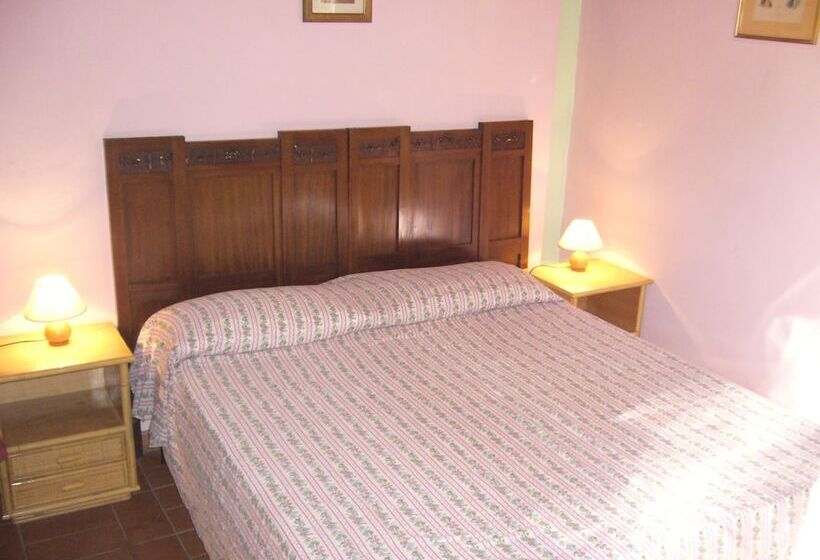 فندق ريفى Poggio Del Castagno