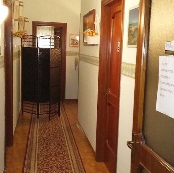 Nocleg ze śniadaniem Leopardi