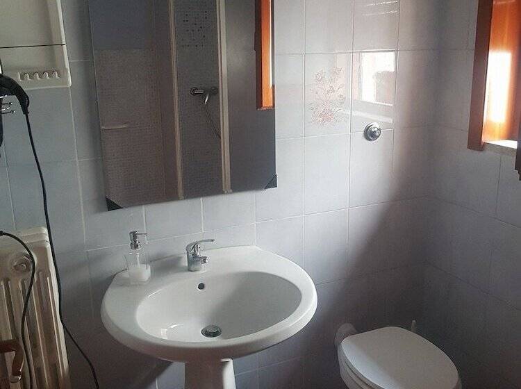 Nocleg ze śniadaniem Leopardi