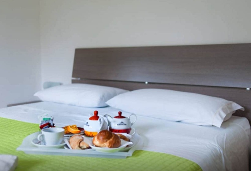 تختخواب و صبحانه Cream & Caramel Bed