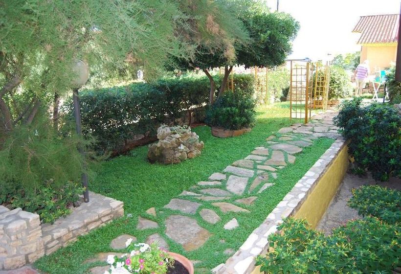 민박 La Baia Apartments