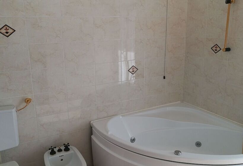 مبيت وإفطار Le Cicogne