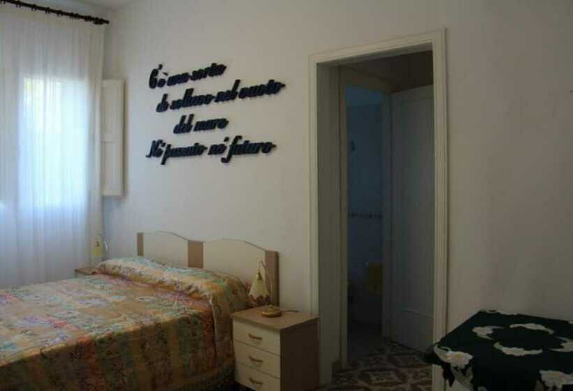تختخواب و صبحانه Villa Dei Pini