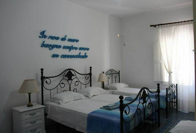 تختخواب و صبحانه Villa Dei Pini