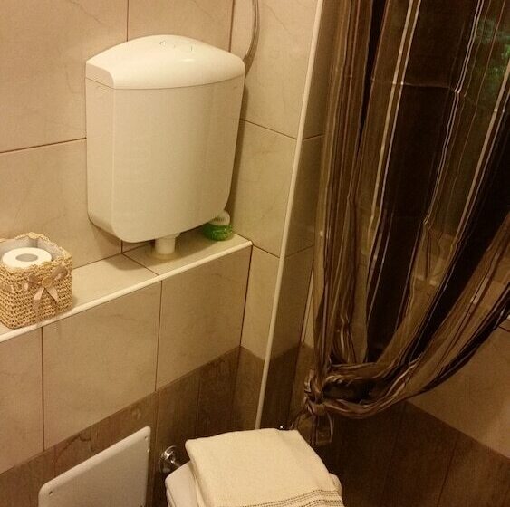 פנסיון Affittacamere Da Ginetto