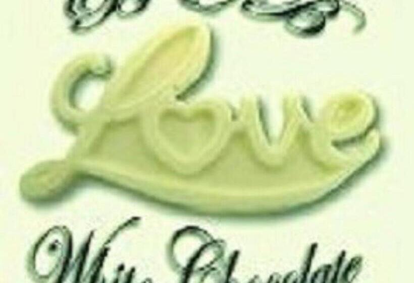 تختخواب و صبحانه White Chocolate