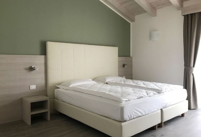 هتل روستایی Maso Tobel Riva Del Garda