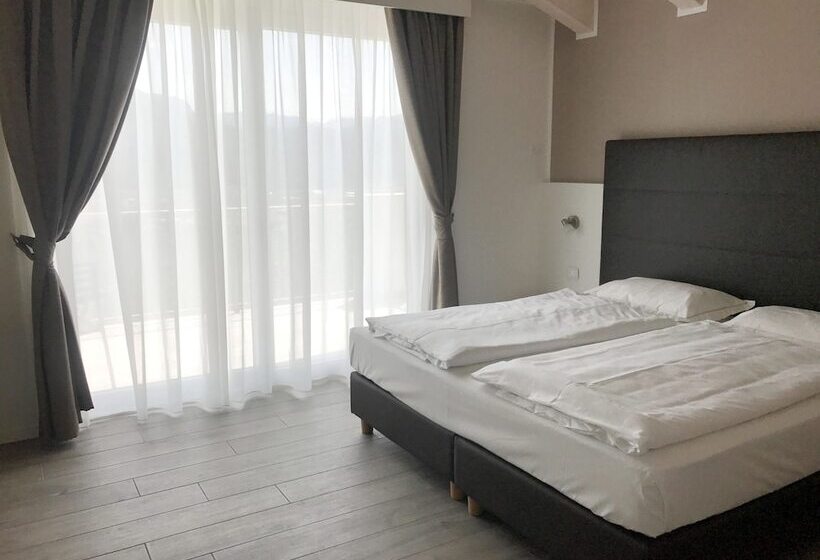 هتل روستایی Maso Tobel Riva Del Garda