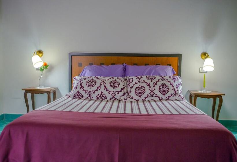 ベッドアンドブレックファースト Ispani Inn Resort