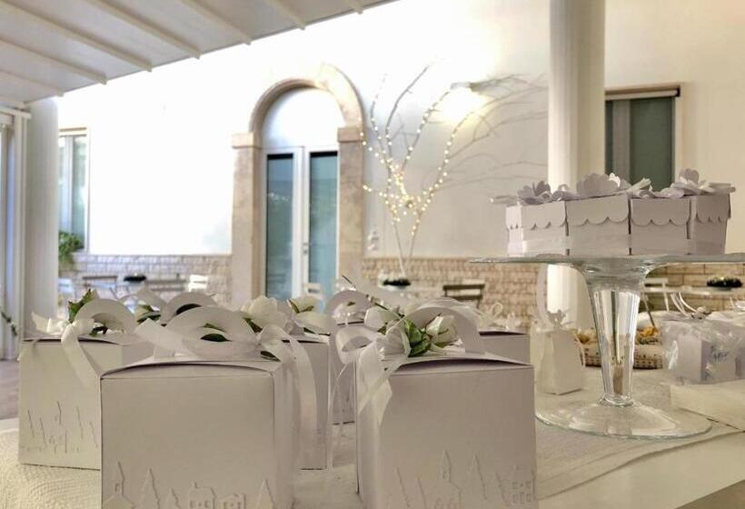 Femily B&b Bed And Breakfast Di Puglia In   Bari
