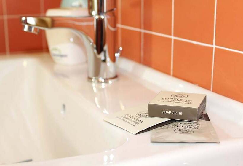 Hostal Albergo Diffuso Zoncolan