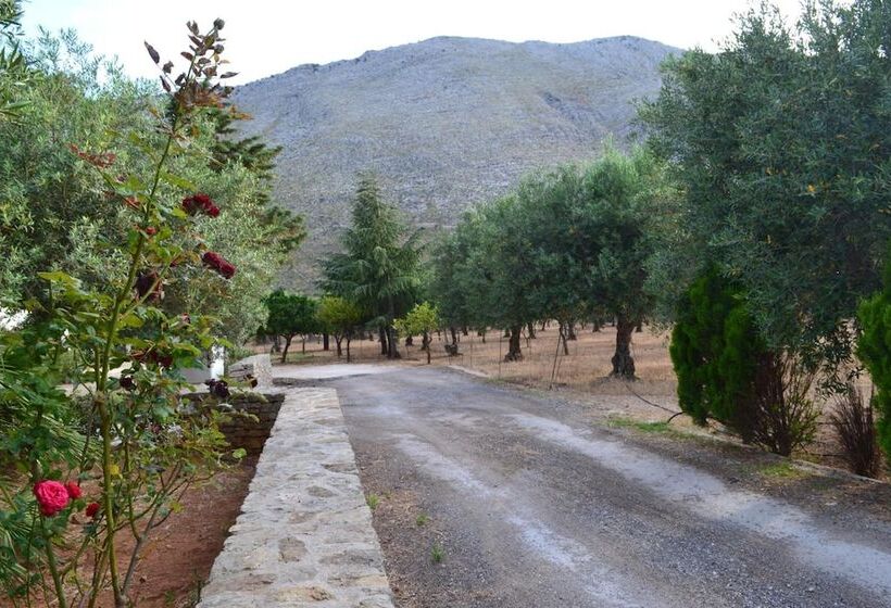 مسافرخانه Case Vacanze La Giara