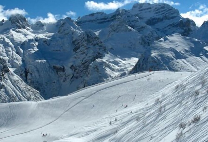 בית מלון כפרי Regina Elena