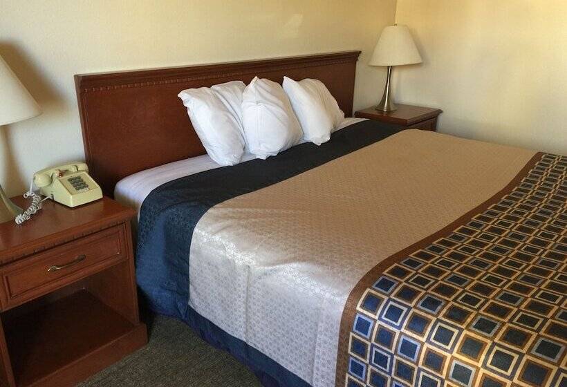 Мотель Vantage Point Inn Woodland Hills