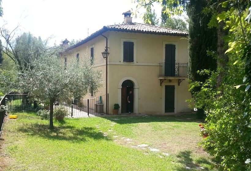 بنسيون Pieve Sant Angelo