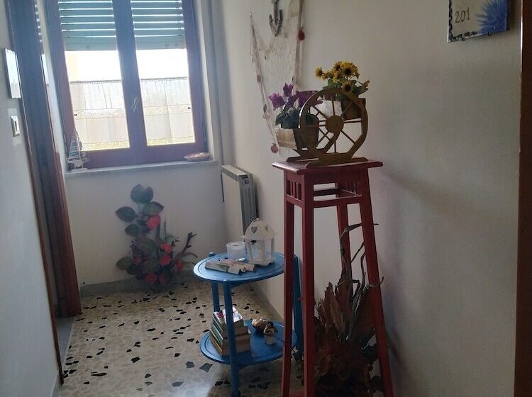 تختخواب و صبحانه Camere Riviera Di Ulisse