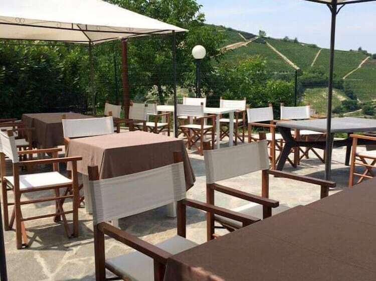 Bed and Breakfast La Terrazza Del Barbaresco