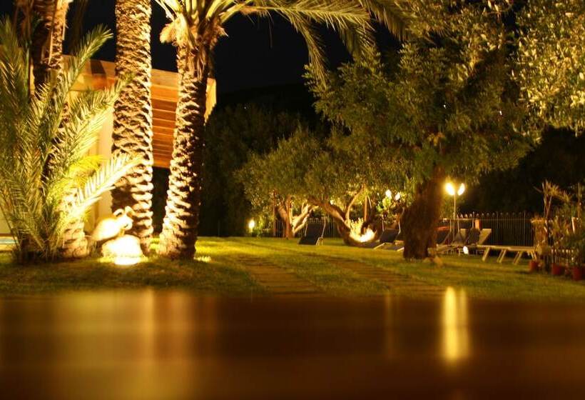 استراحتگاه Villaggio Garden Park