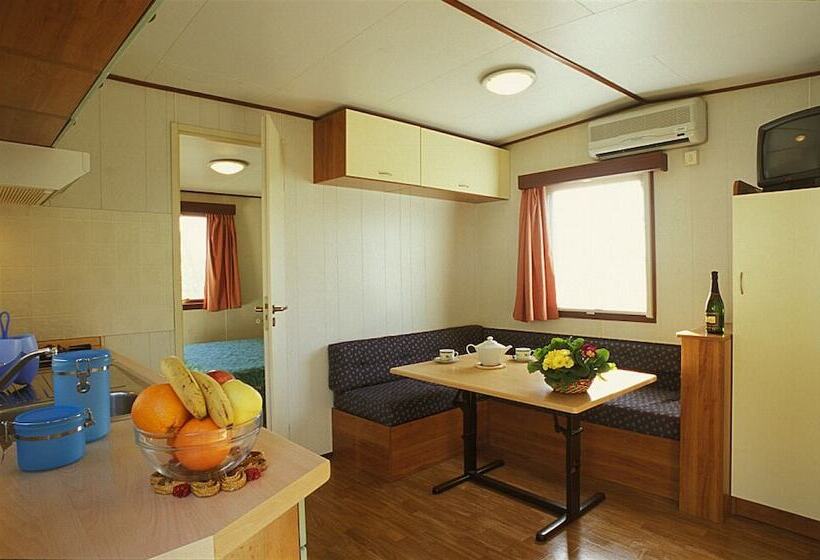 簡易ホテル Camping C Era Una Volta