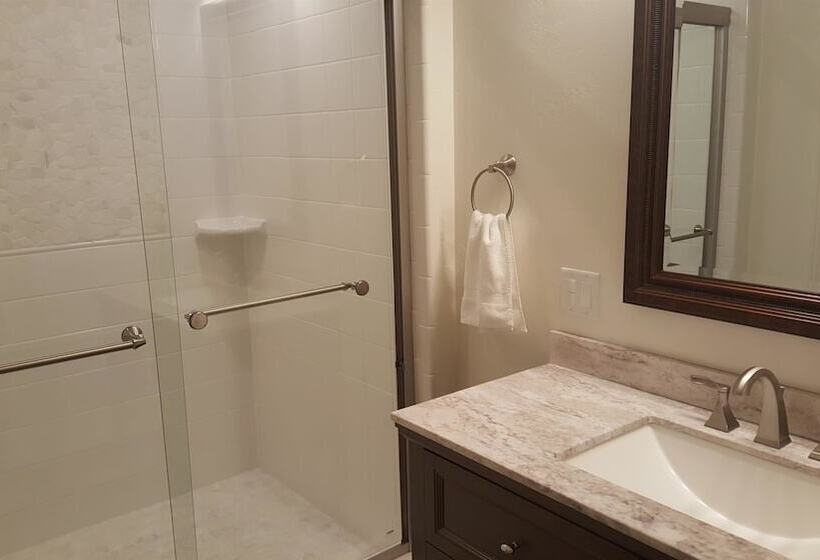 هتل Best Western Country Lane Inn